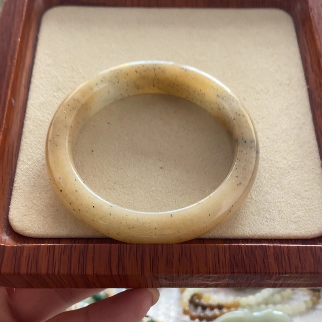 和田玉未镶嵌手镯57圈口糖青花三色