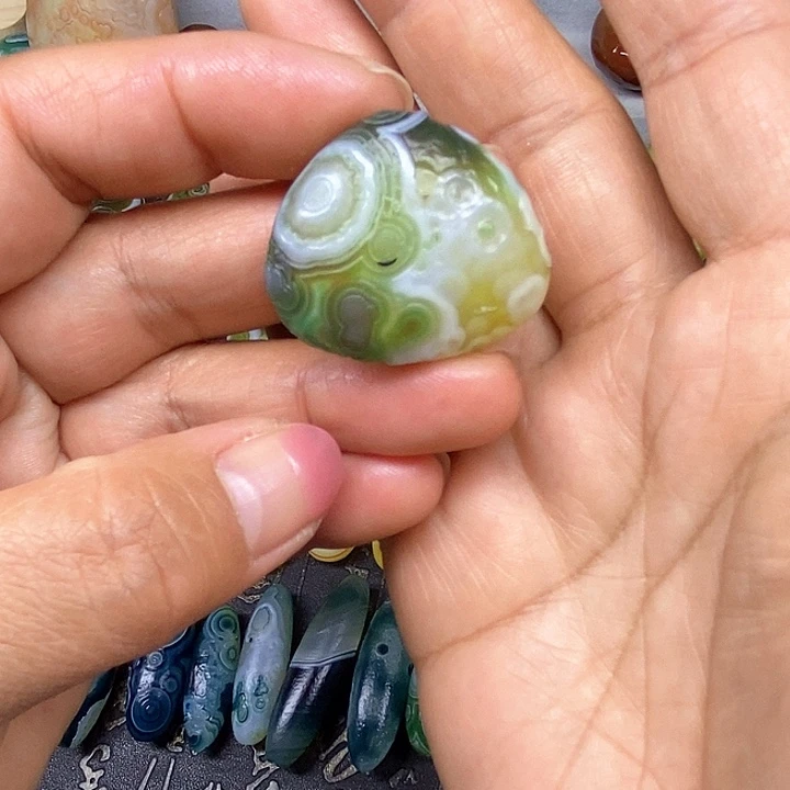 未镶嵌饰品玛瑙/玉髓