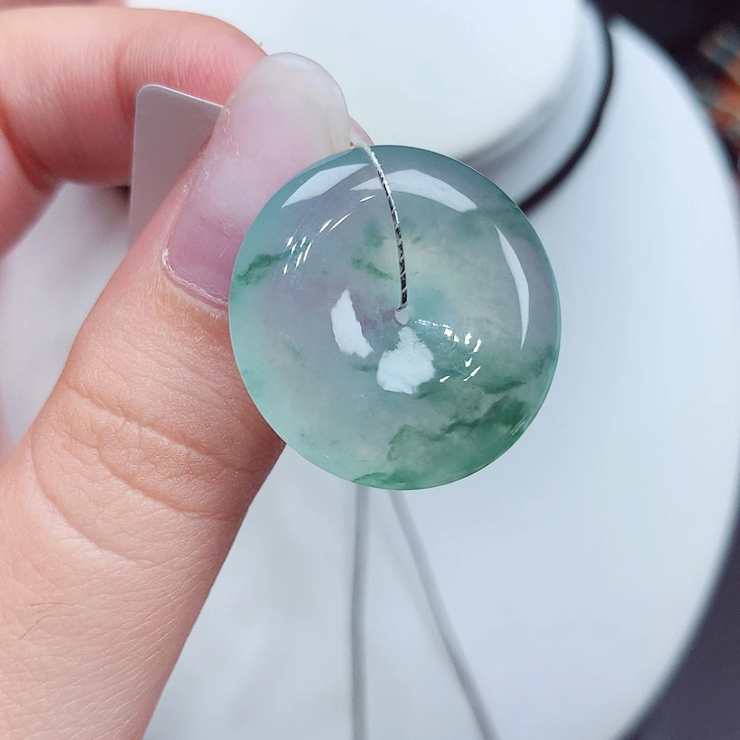 翡翠未镶嵌颈饰翡翠58，24.5/5.4