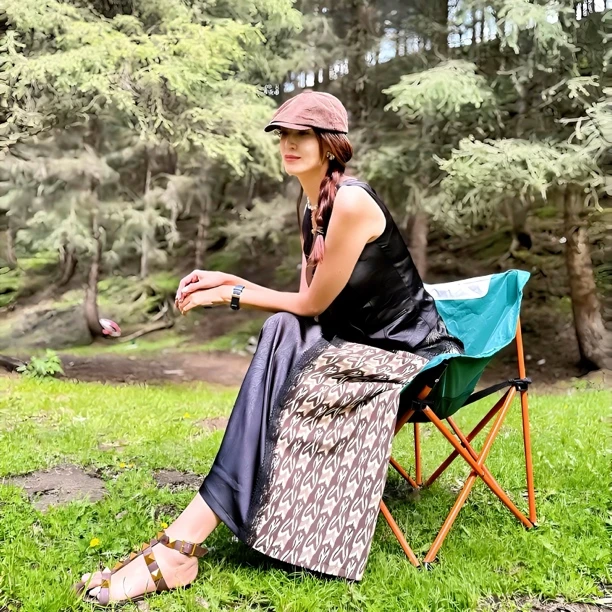 【PAKRYE】设计师限量款半裙时尚