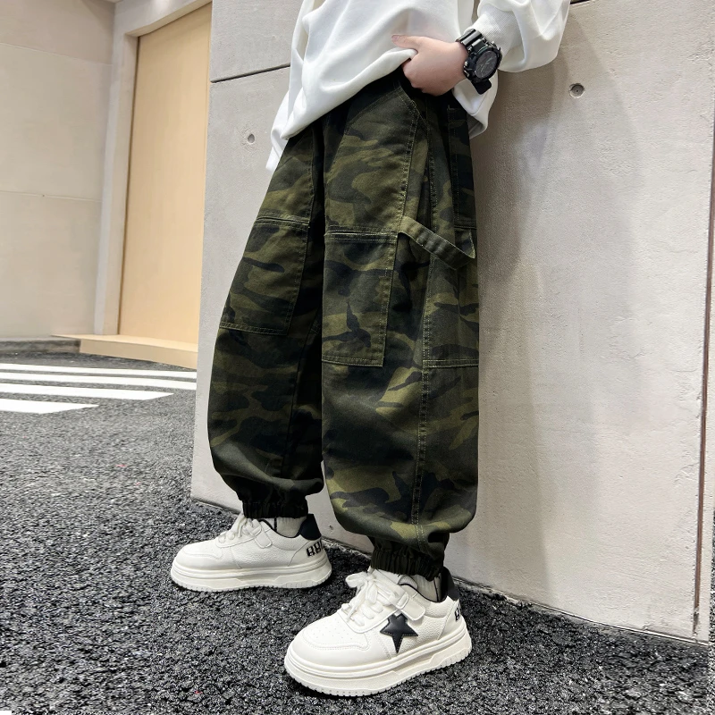 男童秋装迷彩直筒宽松阔腿工装裤2025新款中大儿童春秋季痞帅裤子