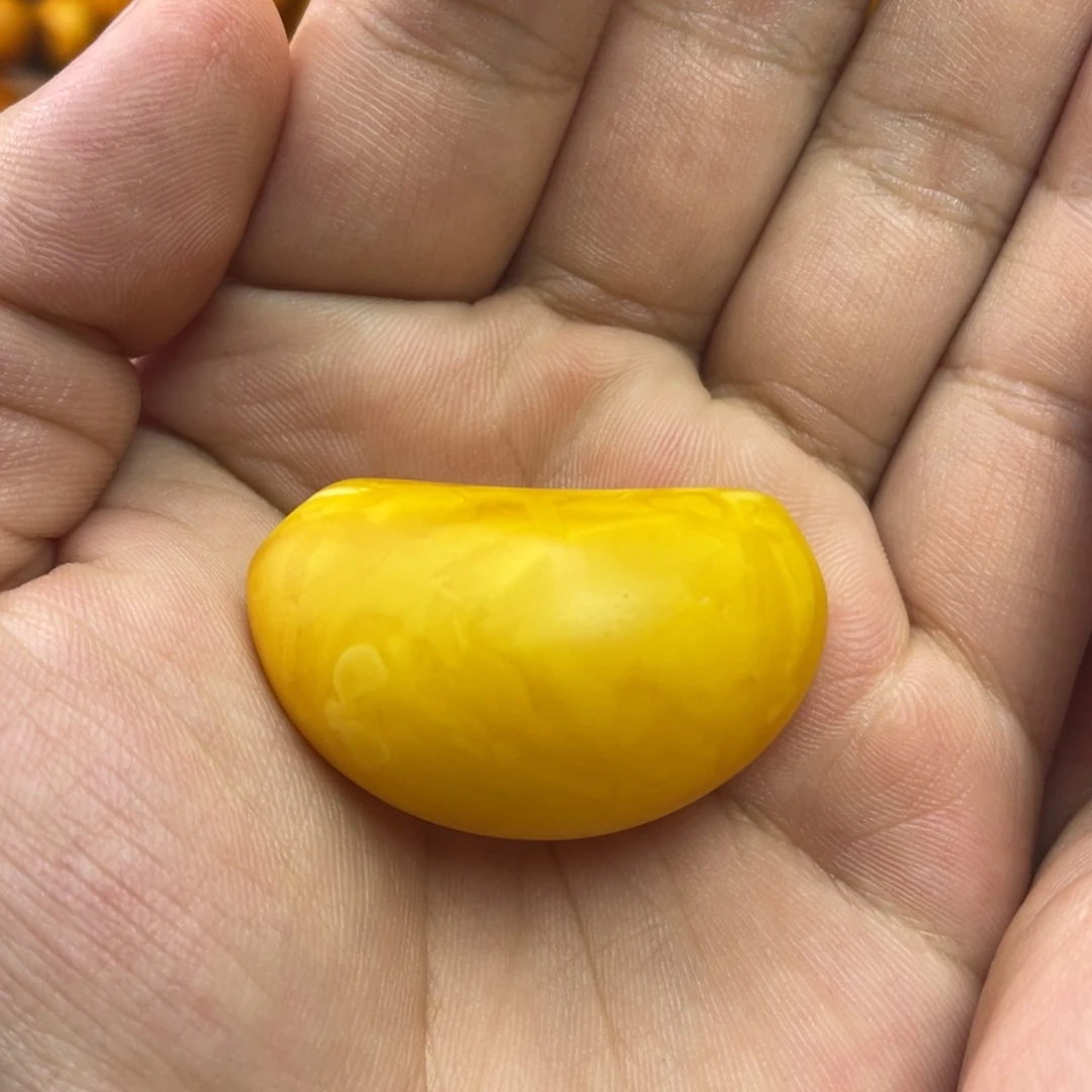 琥珀未镶嵌吊坠(不含链)