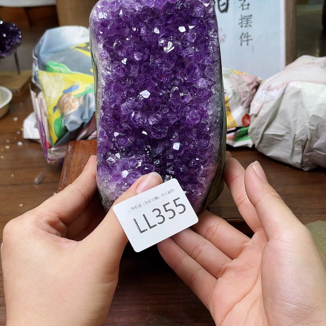 未镶嵌大型摆件（非配饰）水晶