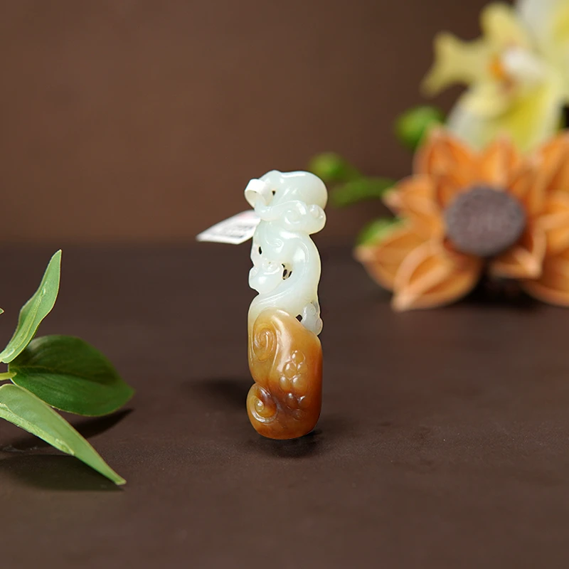 和田玉且末糖渐变挂件 一抹东方古韵  为穿搭添彩00010