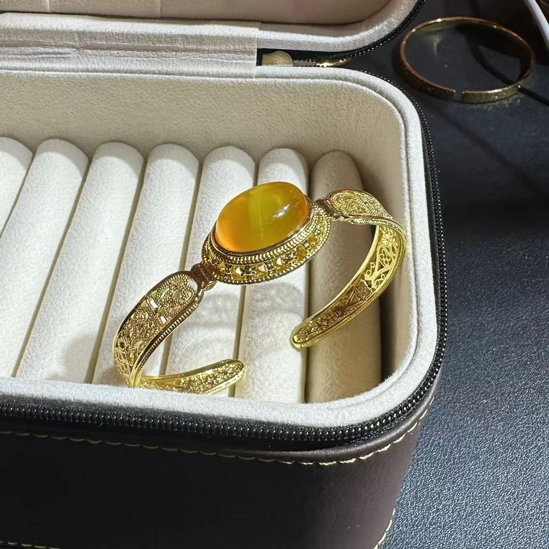 精美气质黄玛瑙手镯  F370