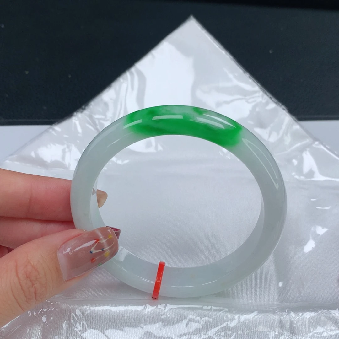 未镶嵌手镯翡翠035