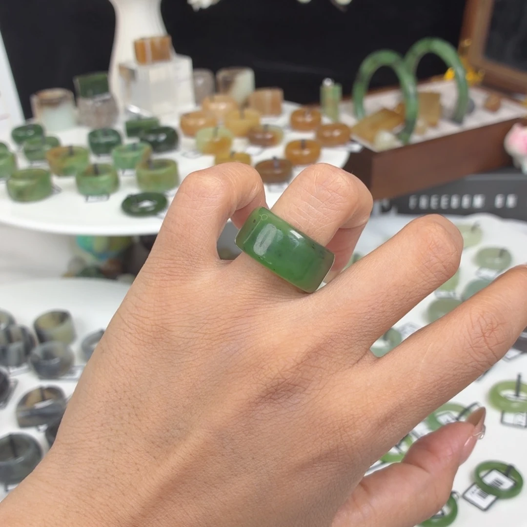 和田玉（糖玉）未镶嵌戒指Q90碧玉圆切17.4不退换14码