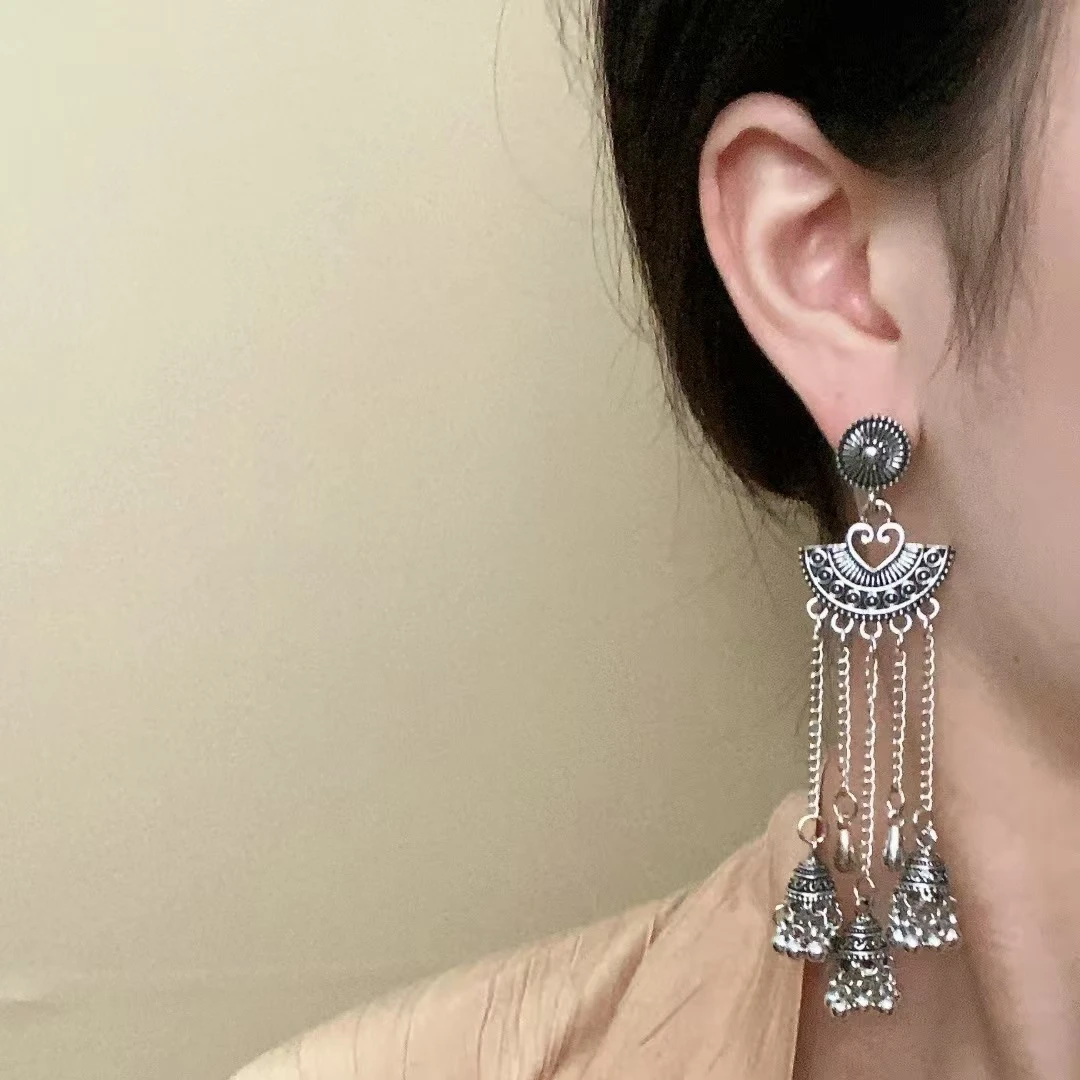 铜合金锆石耳饰 新款复古合金铃铛吊坠耳环长款女小众创意民族风