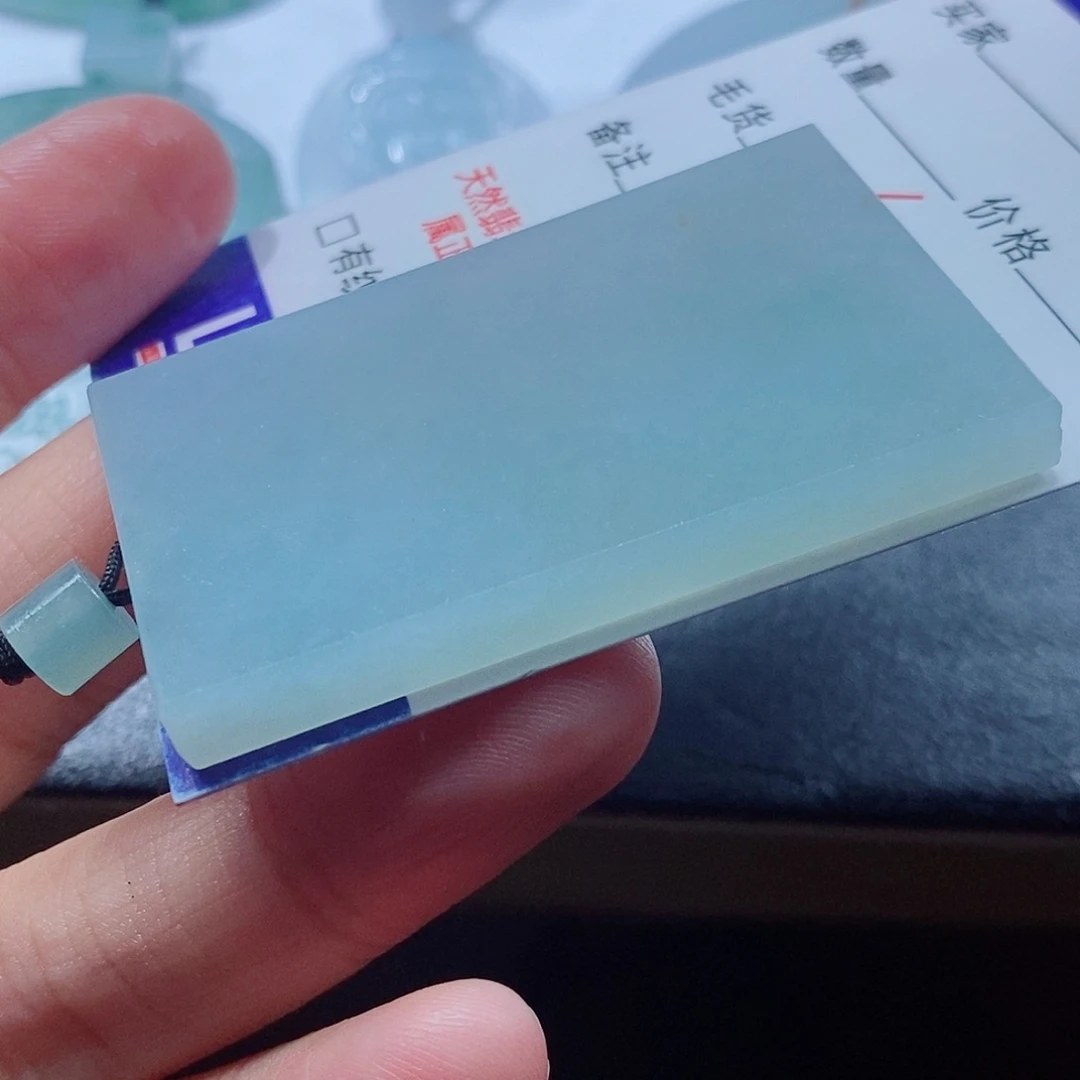 定制翡翠未镶嵌翡翠