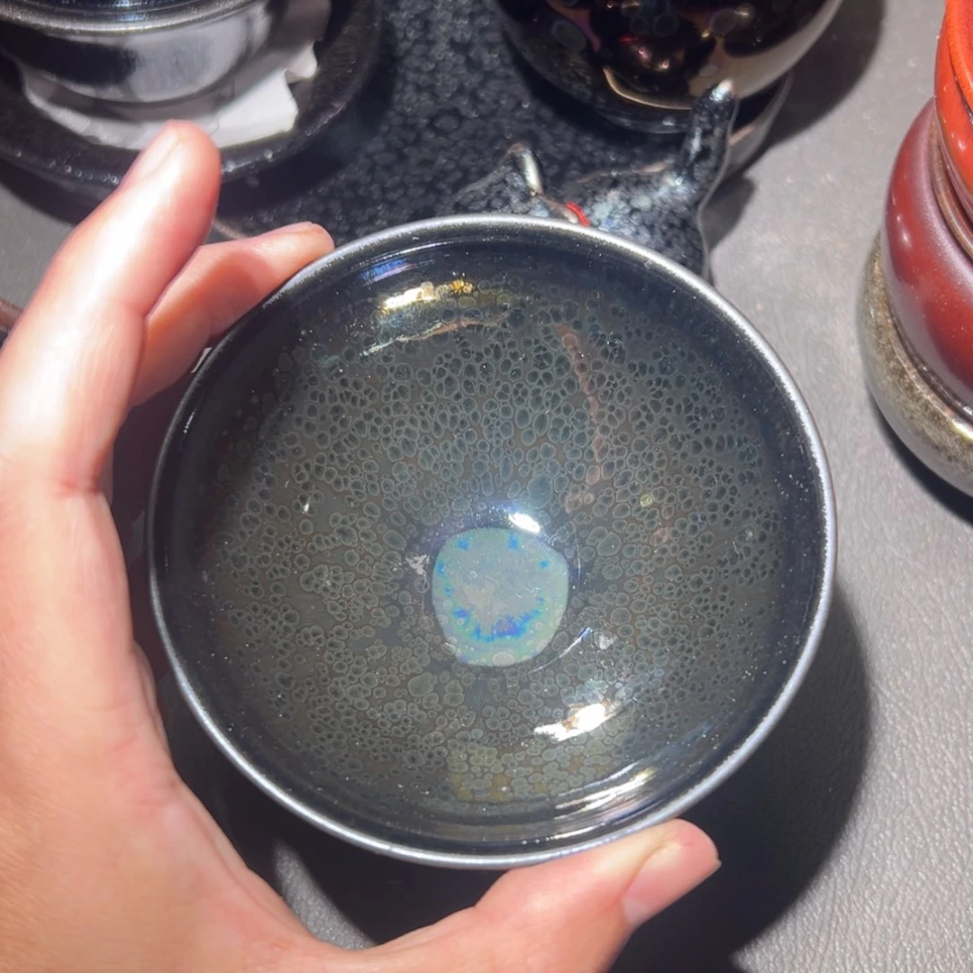 茶盏X****6我们的心也不可能是你能