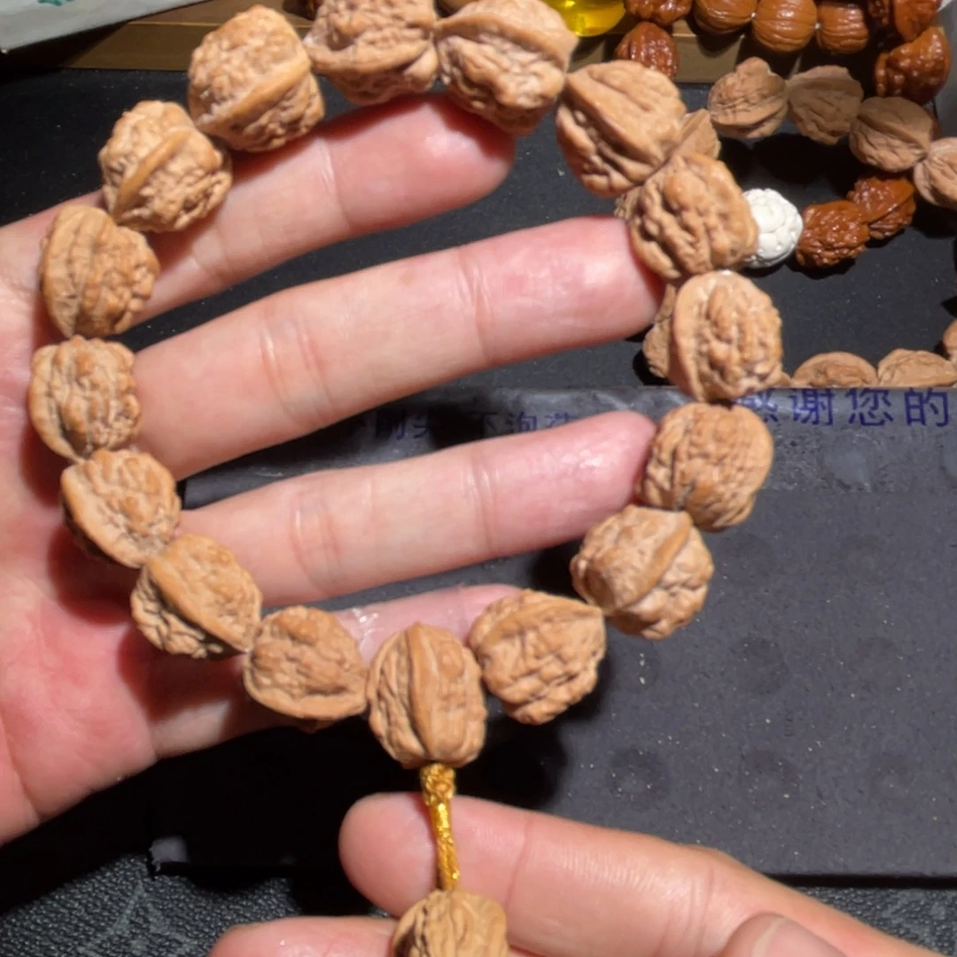 高***玩文玩核桃手串嵩山蛤蟆头无削尖无泡药1.7➕