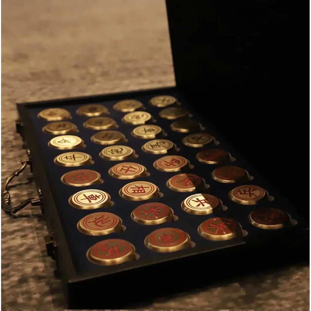 中国黄铜实心象棋高档黄铜象棋复古折叠棋盘礼盒套装过节送礼长辈