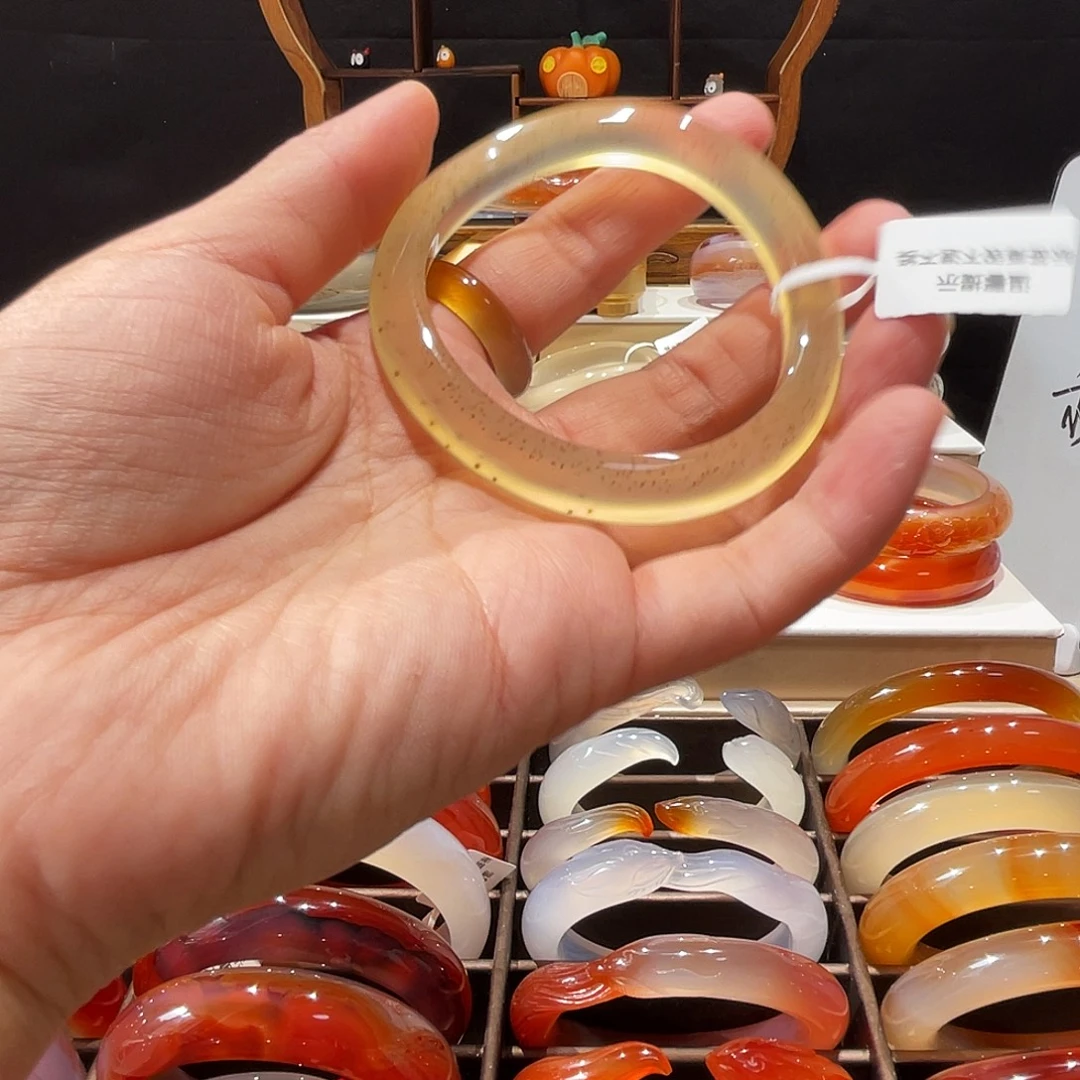 玛瑙/玉髓未镶嵌手镯