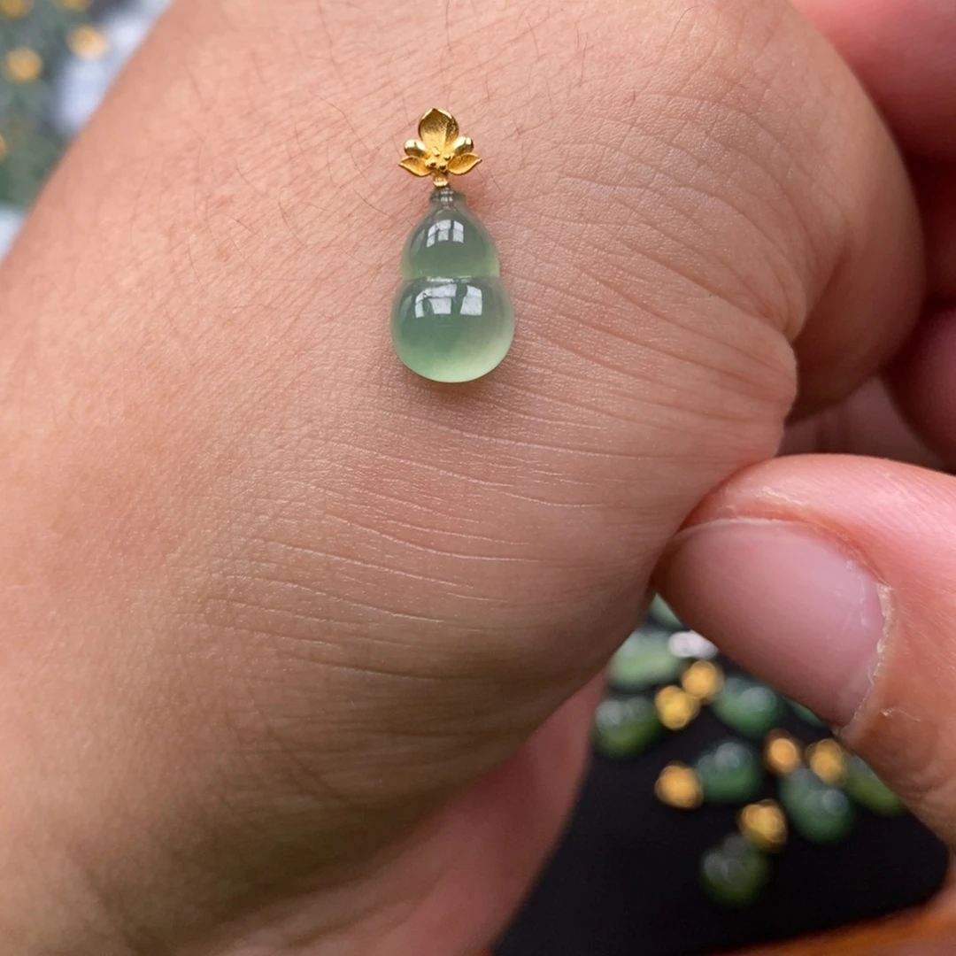 树***可翡翠18K金镶嵌颈饰