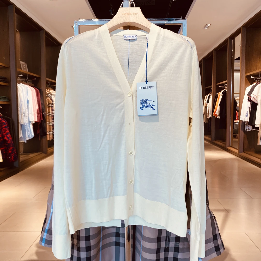 未使用 BURBERRY/博柏利 女士针织开衫鹅黄色时尚气质外搭