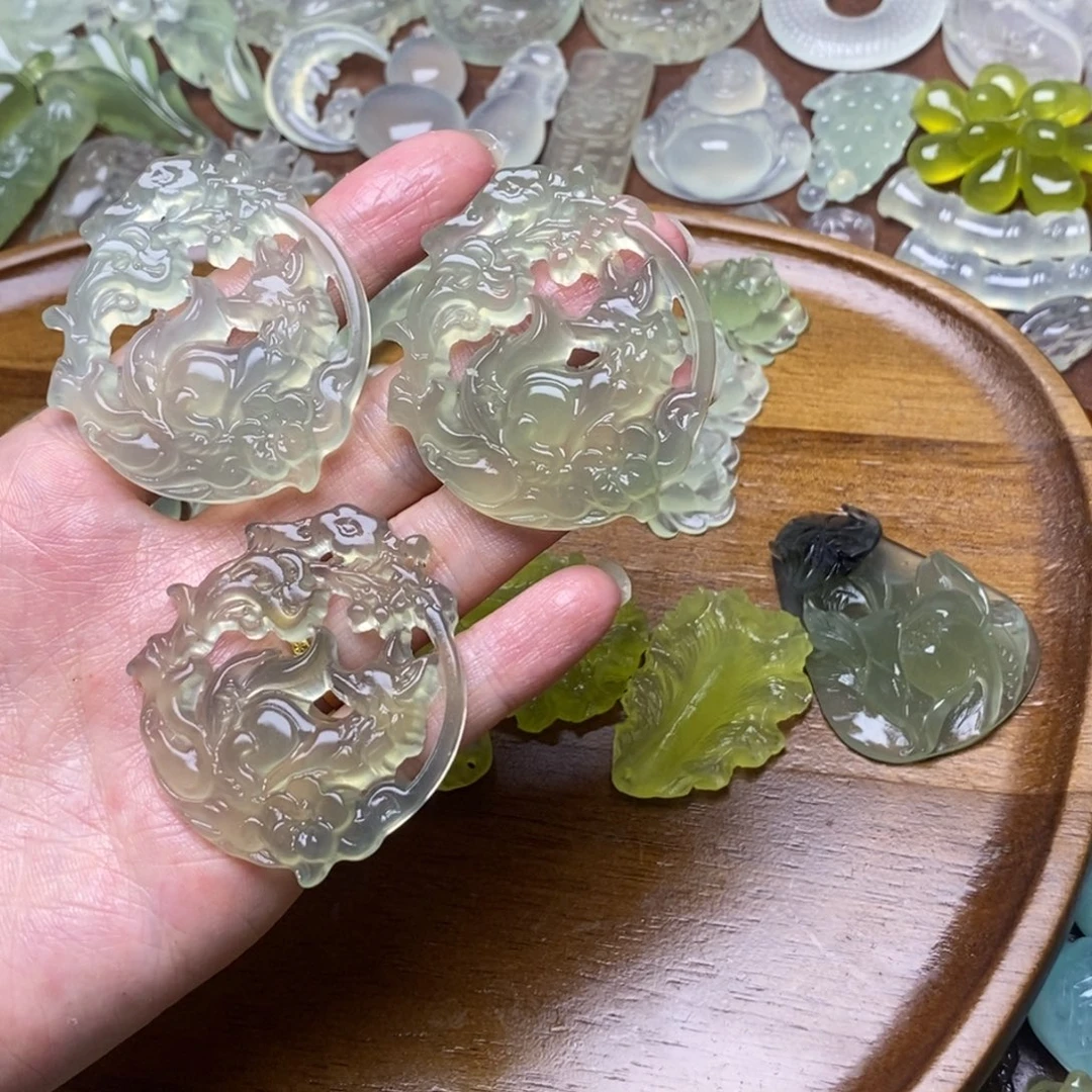 蛇纹石玉合金项链