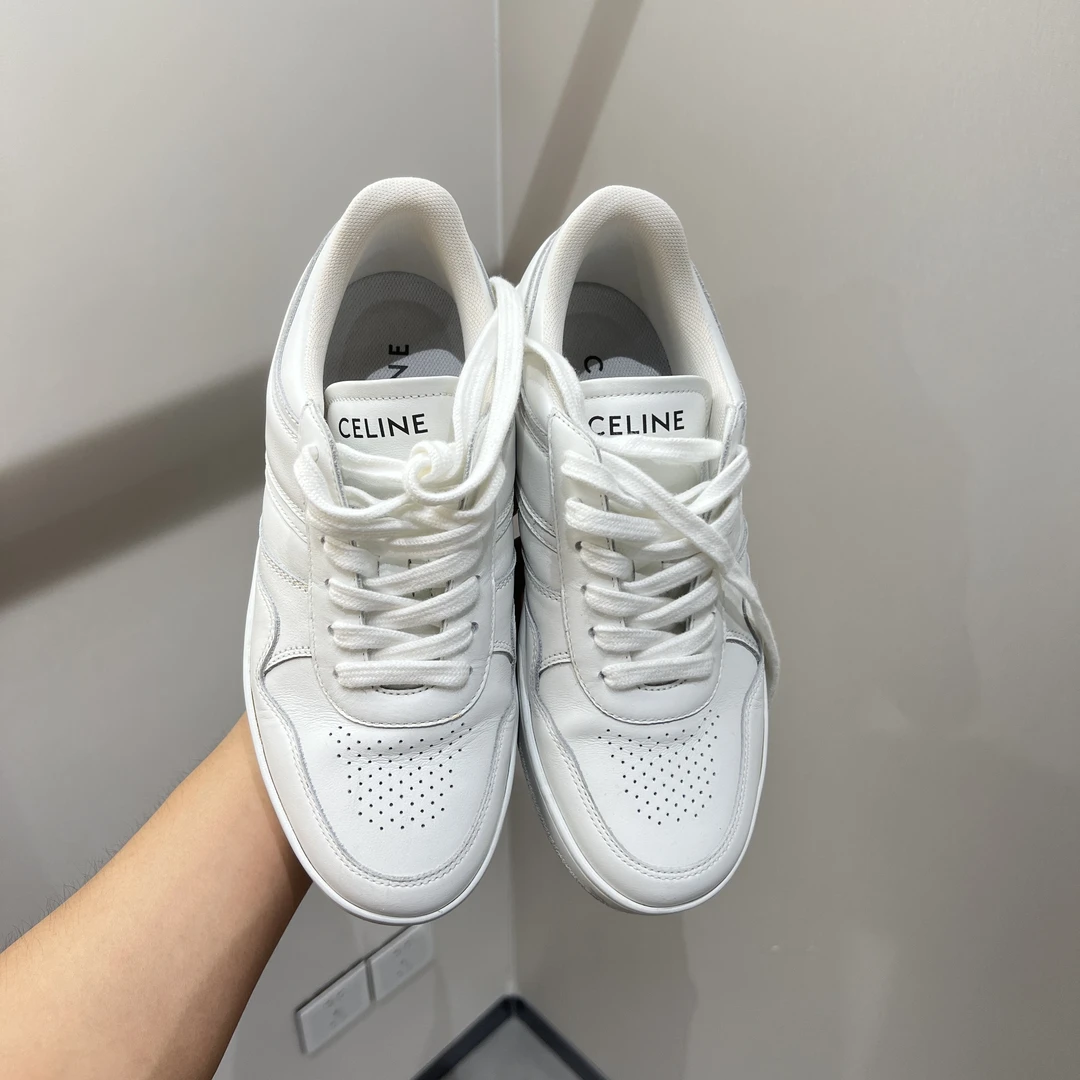 99新 Celine/思琳 aa254 Trainer皮革纯白板鞋 36码