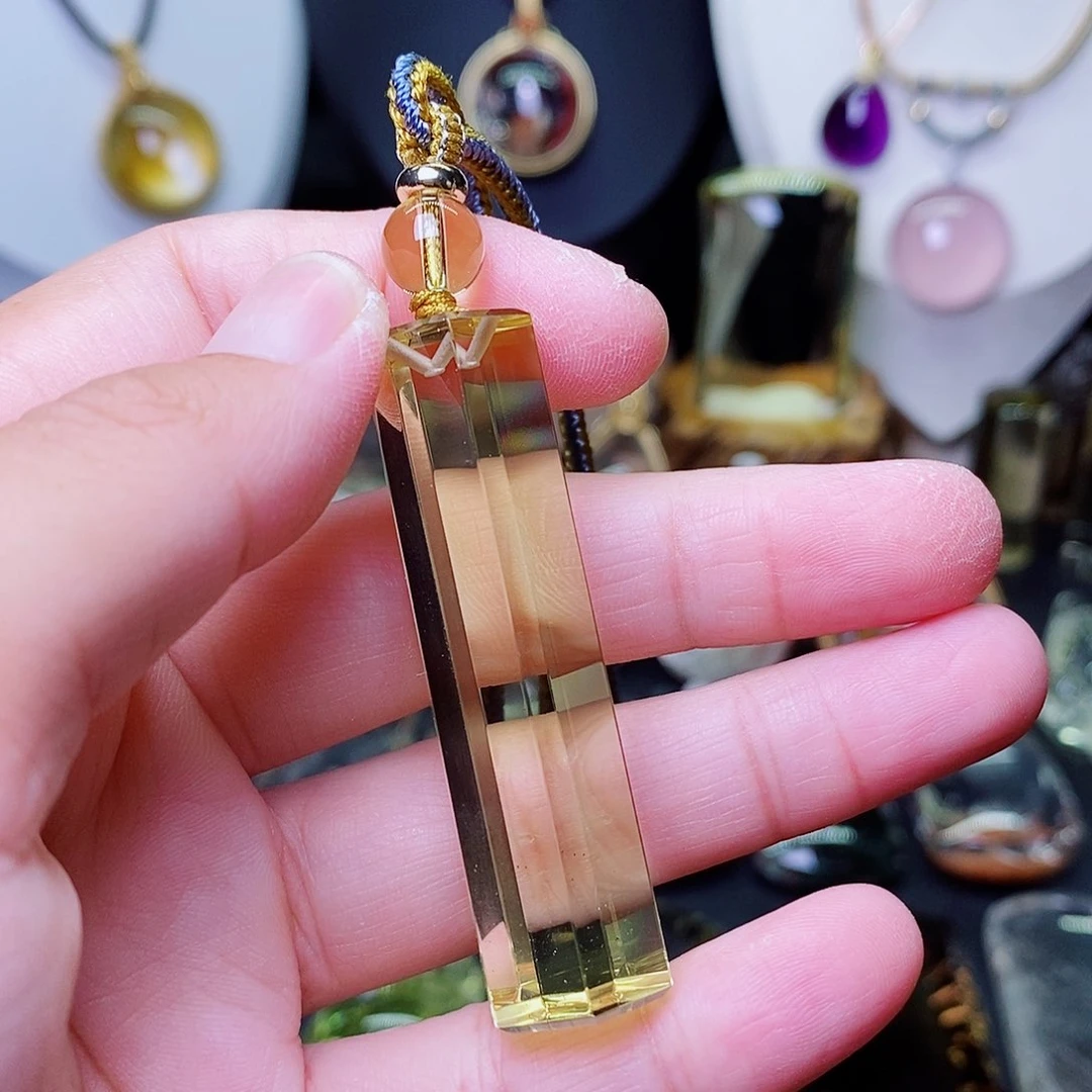 未镶嵌吊坠(赠链)水晶