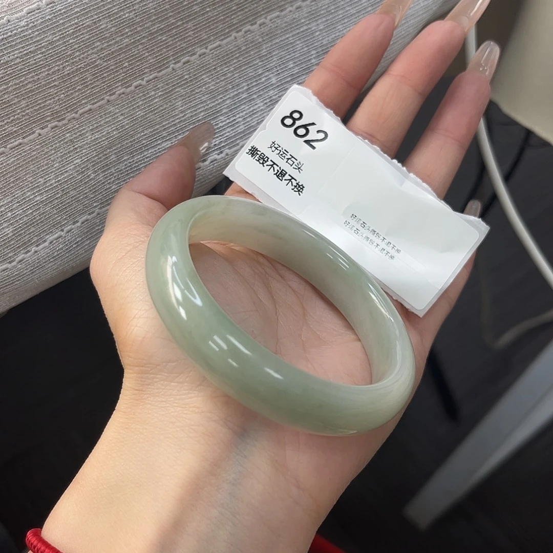 石英质玉（天山翠）未镶嵌手镯