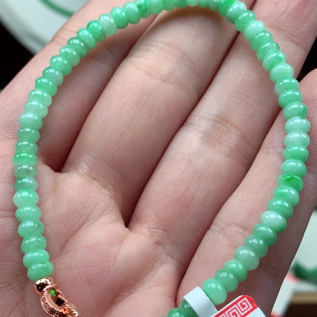 翡翠未镶嵌手链翡翠