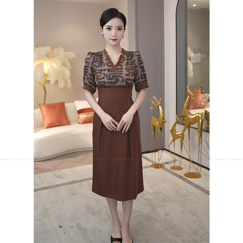 现货早春2025年新款【55】法式时尚优雅v领气质女人味a字连衣裙子