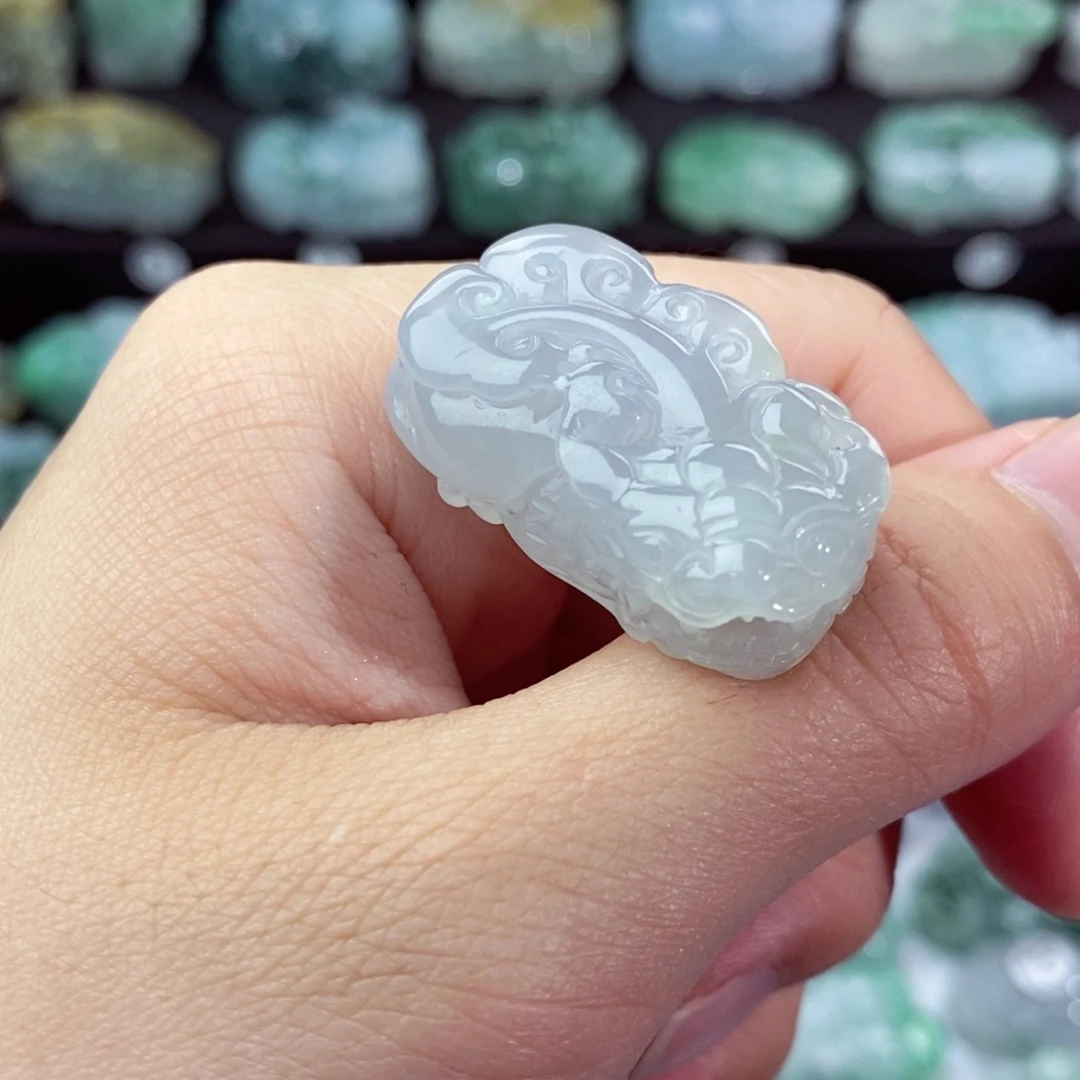 翡翠颈饰未镶嵌天然