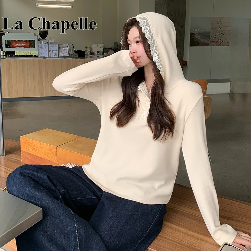 拉夏贝尔秋季新款设计感蕾丝连帽T恤上衣大码女装胖mm宽松打底衫