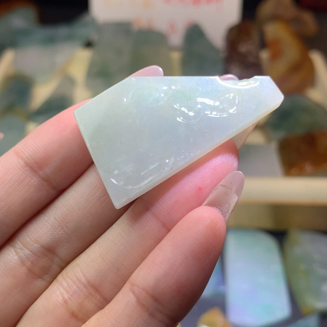 定制翡翠未镶嵌翡翠