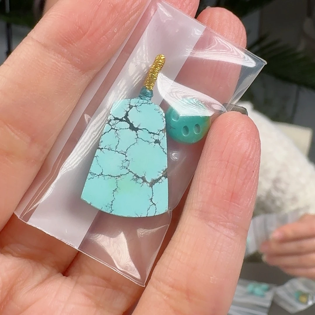 绿松石珠宝奇石未镶嵌