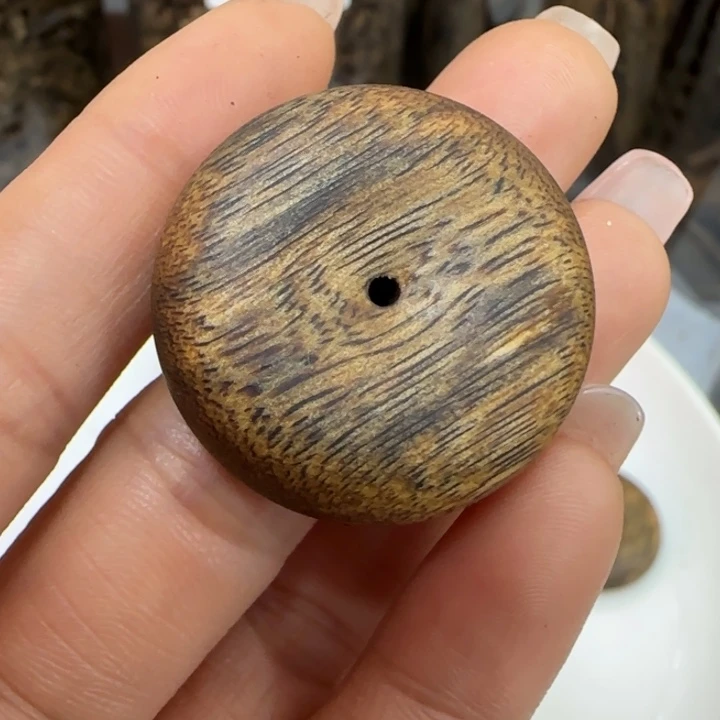 沉香碎屑沉香奇楠沉香99分平安扣块料4