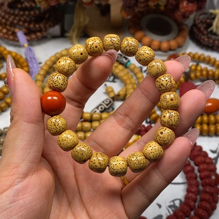 星月菩提吊坠黄金籽