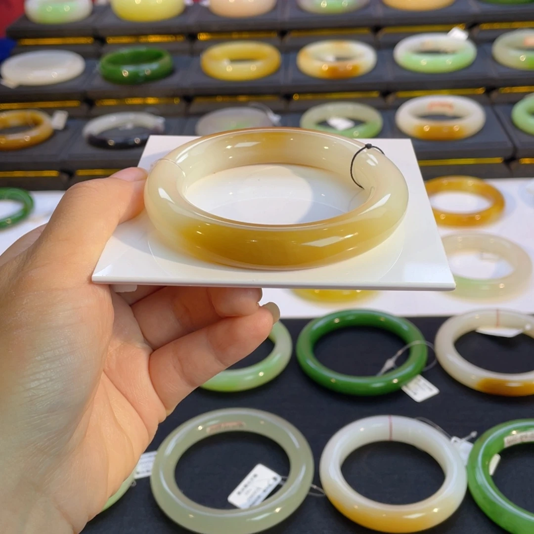 和田玉手镯未镶嵌糖白手镯5859