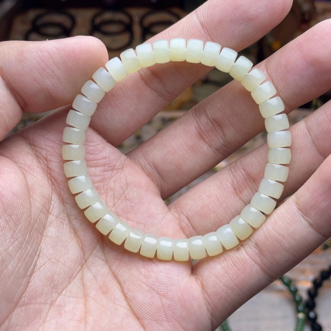 和田玉未镶嵌手链