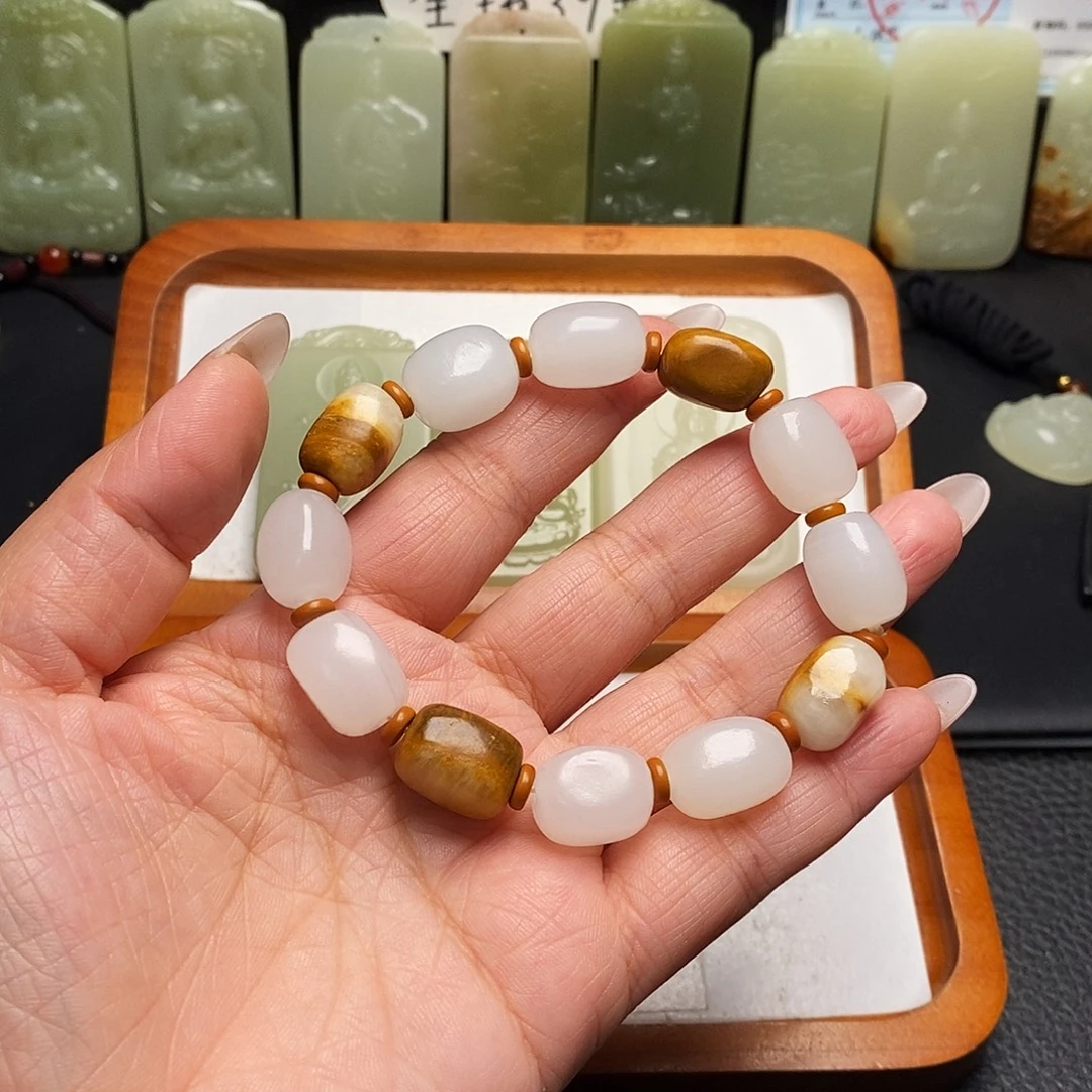 时***春新疆昆仑山料手串