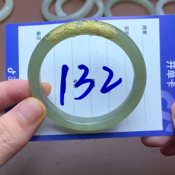 和田玉未镶嵌手镯54