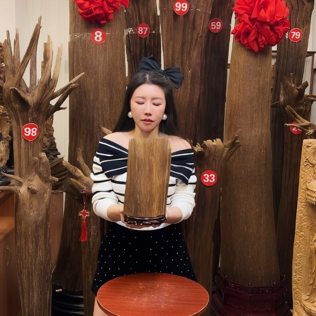 沉香碎屑沉香沉香材料