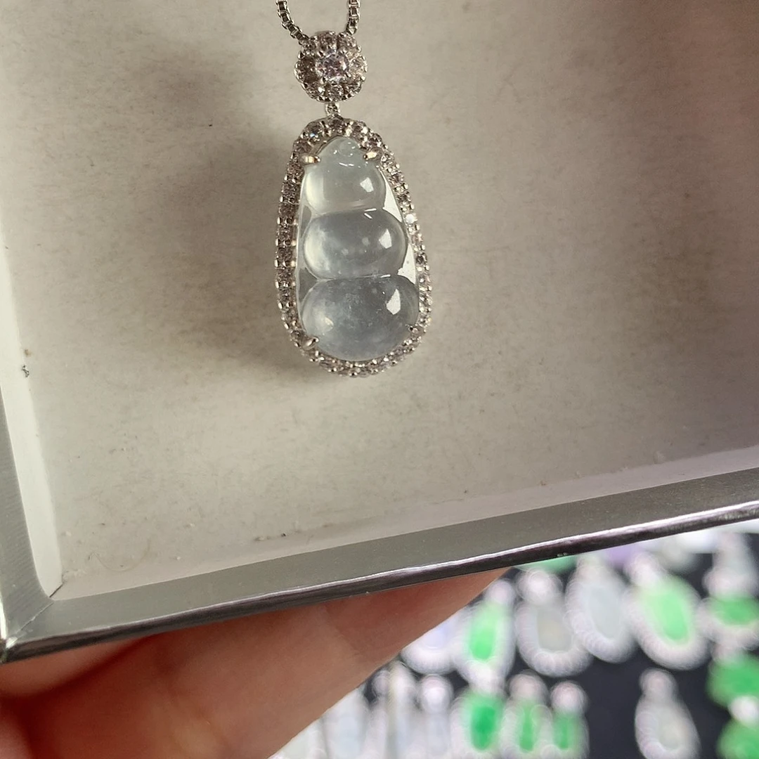 颈饰银S925镶嵌翡翠111111111