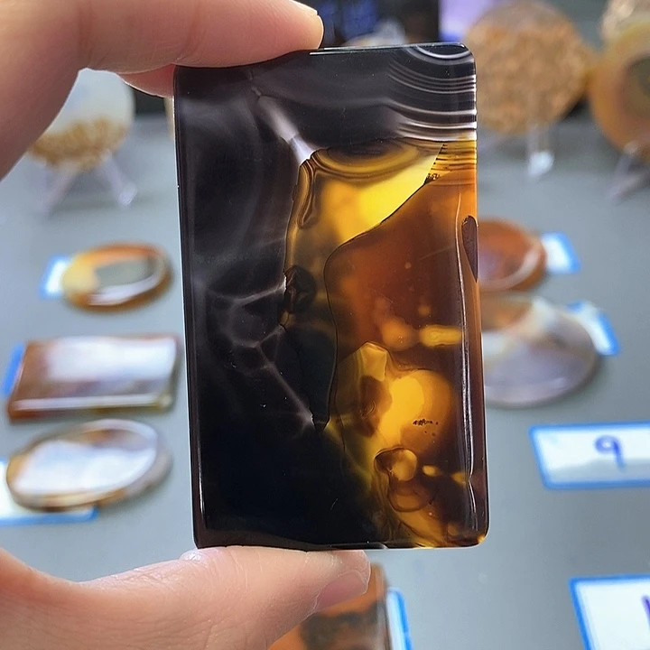 玛瑙/玉髓未镶嵌珠宝半成品