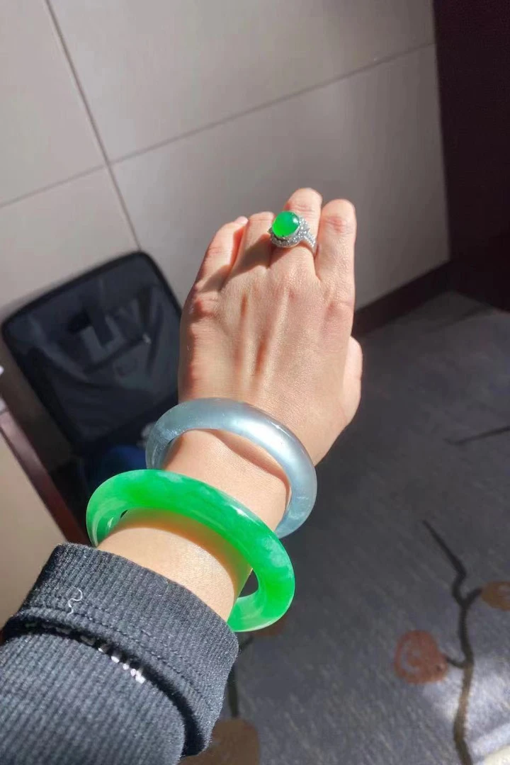 精品时尚手镯专拍