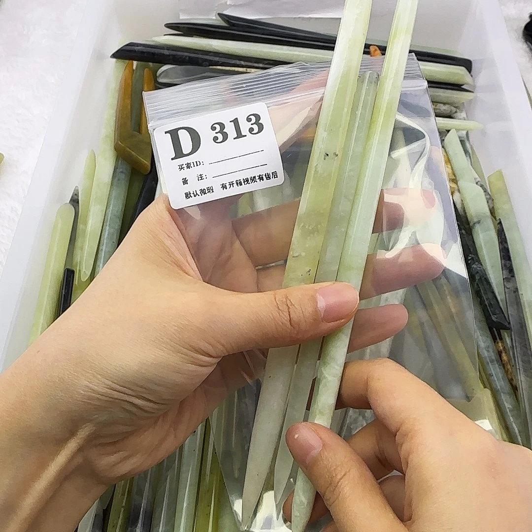 蛇纹石玉发饰合金青*