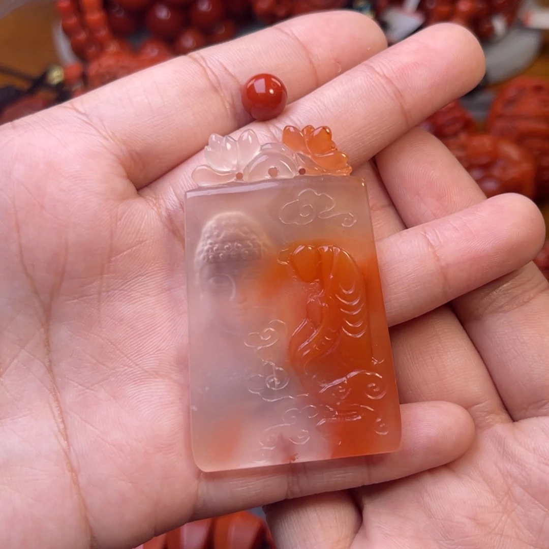 南红玛瑙未镶嵌南红冰飘精品吊牌