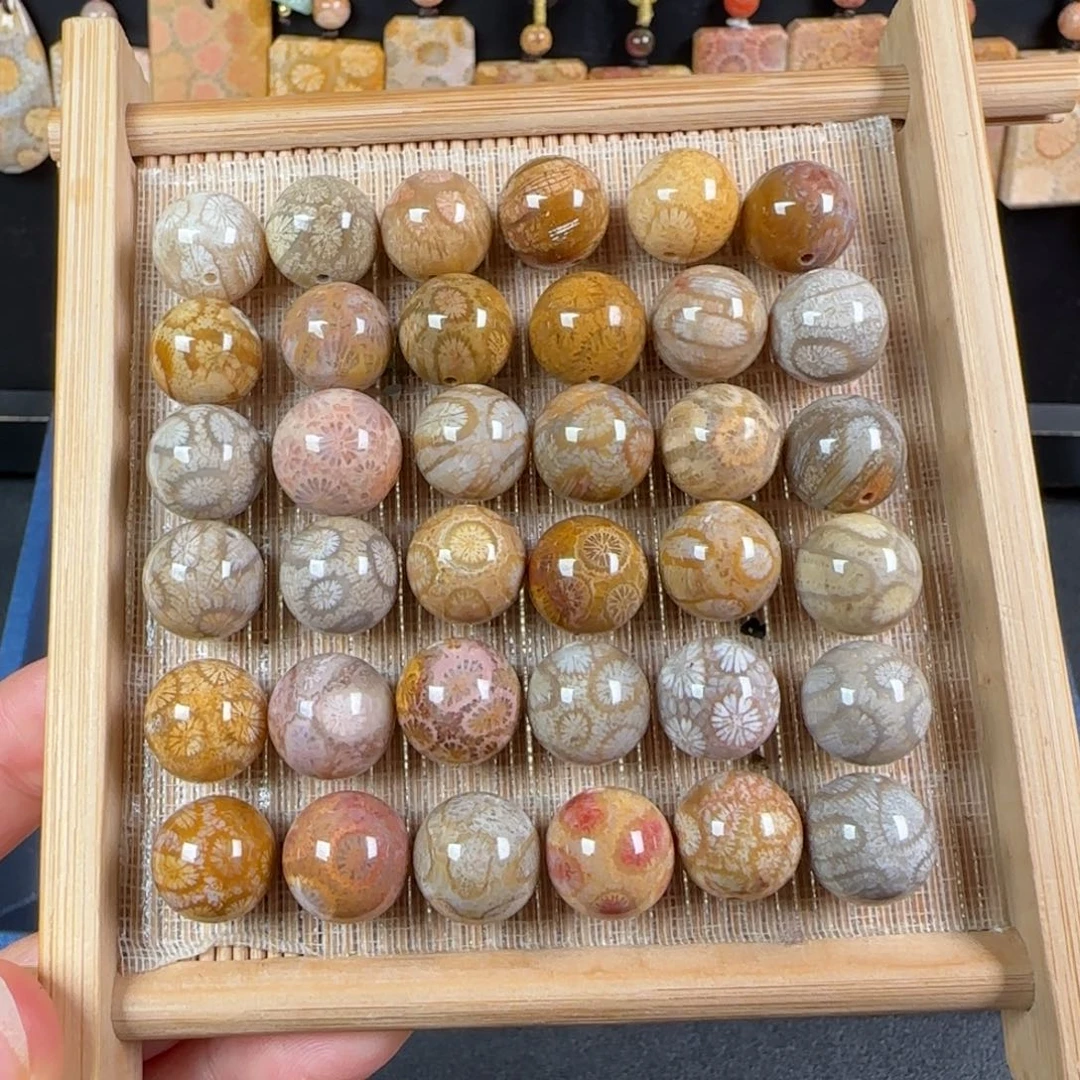用***6硅化玉未镶嵌手链