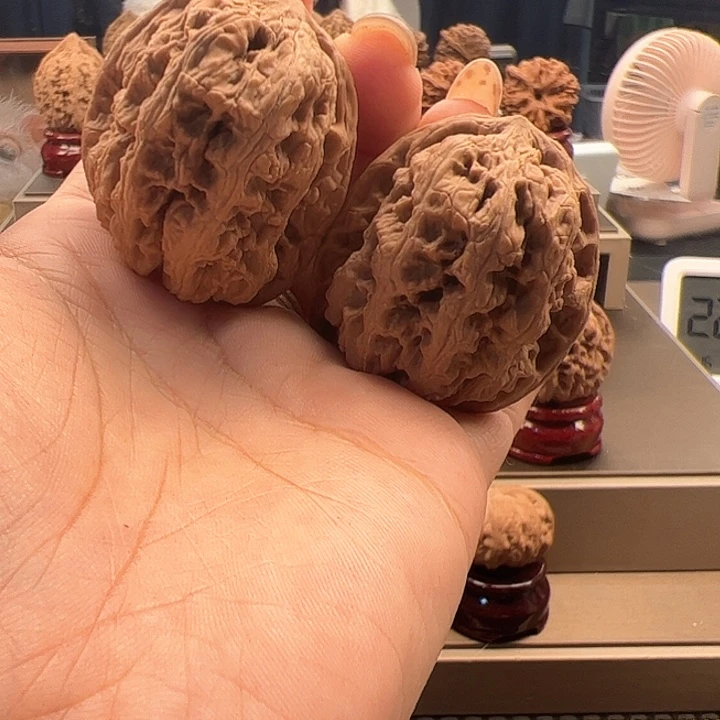 文玩核桃吊坠38 将军膀 n-019