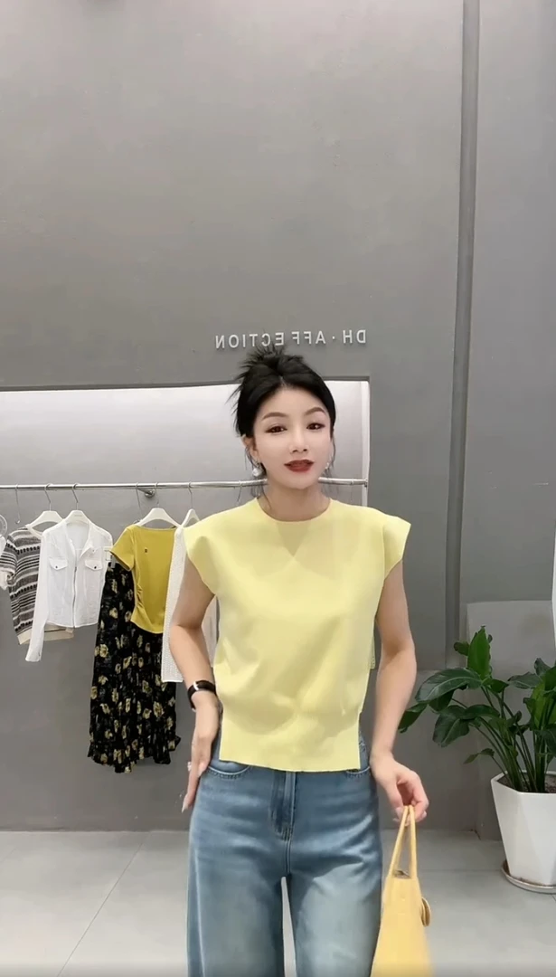 2025夏季新款韩版时尚休闲百搭短袖T恤女设计感小众减龄无袖针织