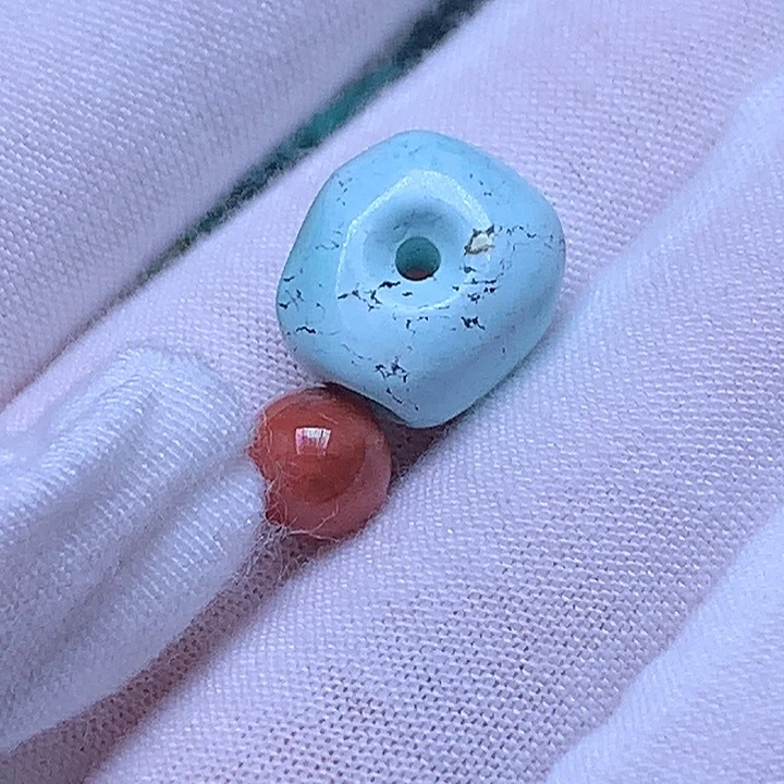 南红玛瑙未镶嵌珠宝奇石