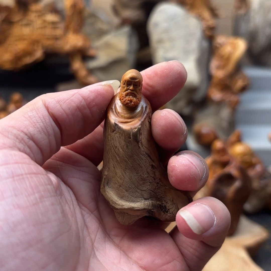 哒***⑦柏木太行崖柏手工雕刻