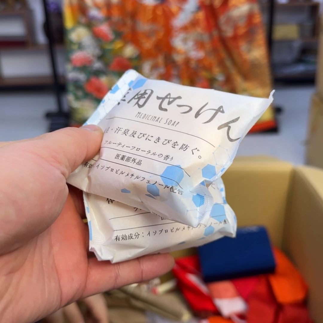 手工艺品琉璃潮**落小雨