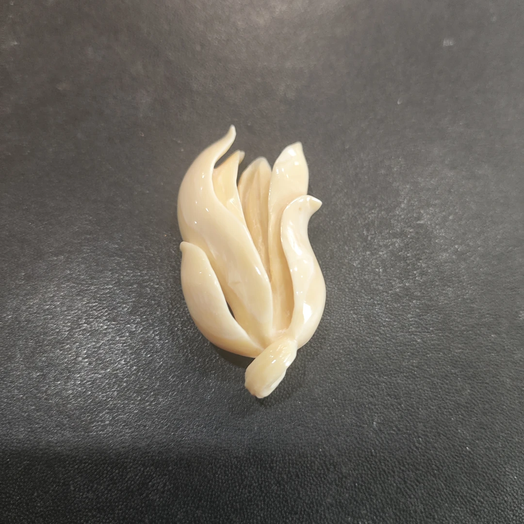 猛犸约11.6克雕刻件ZL1150