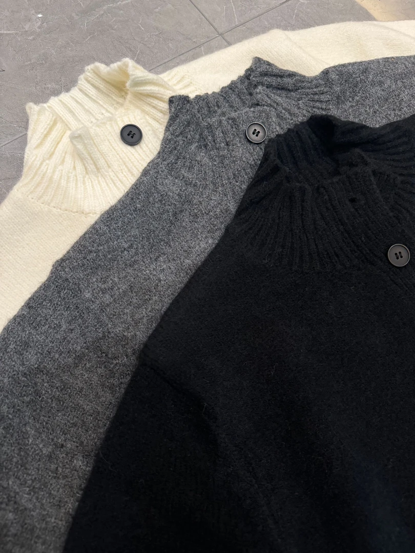 【米米服饰】秋季新款百搭设计感高领针织毛衣外套 2502-330