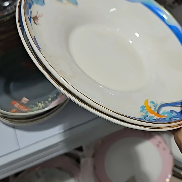 瓷片微瑕奥维8.5寸2个深盘6666666